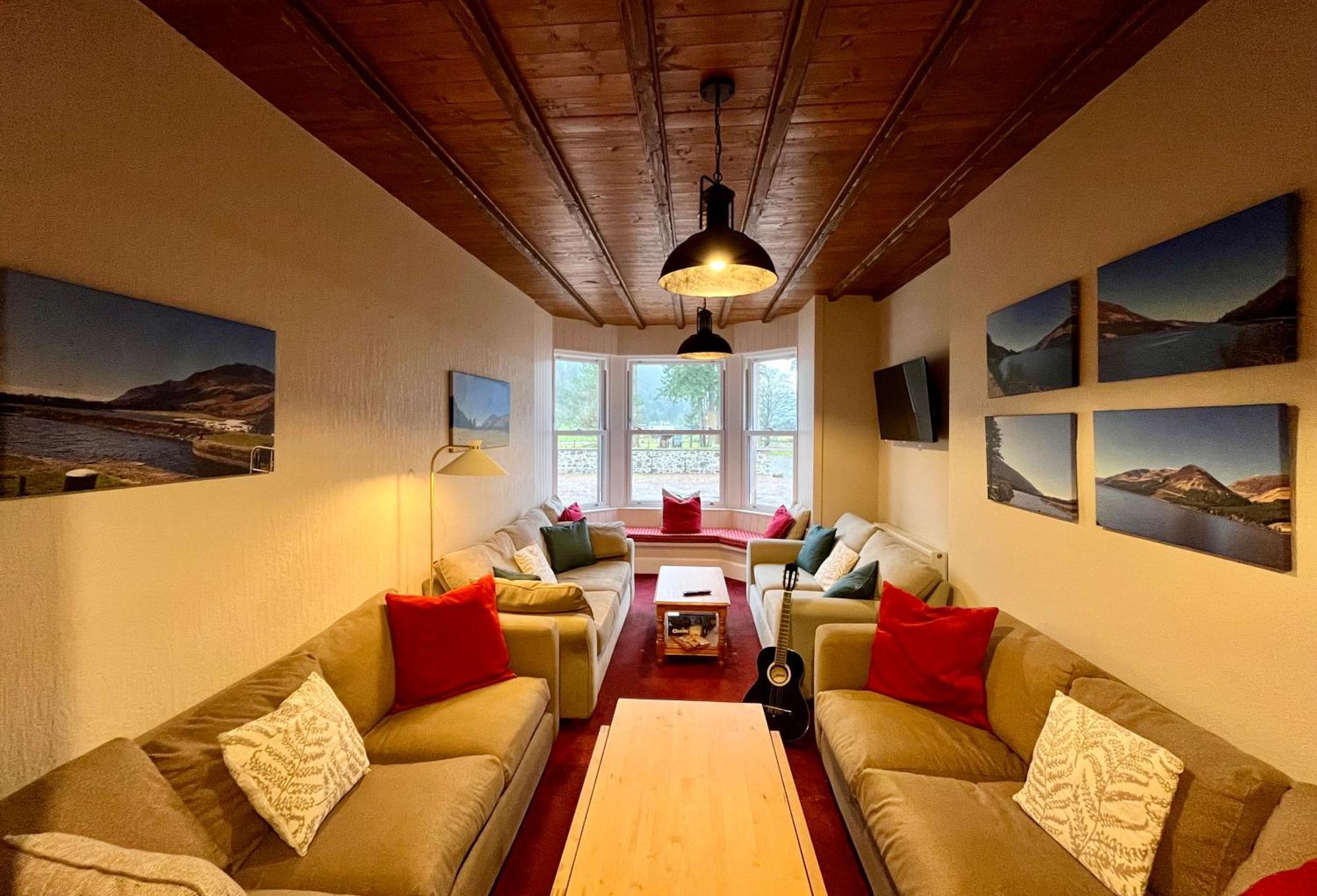 Great Glen Hostel Spean Bridge Eksteriør billede